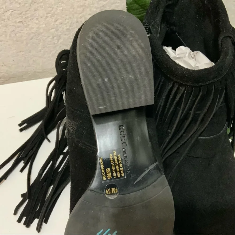 BCBG Capricorn Leather Fringed Bootie, Size  9/ 39 - Picture 9 of 13